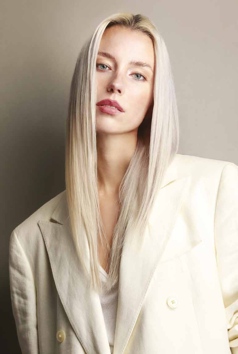 Divoženka Blondoženka